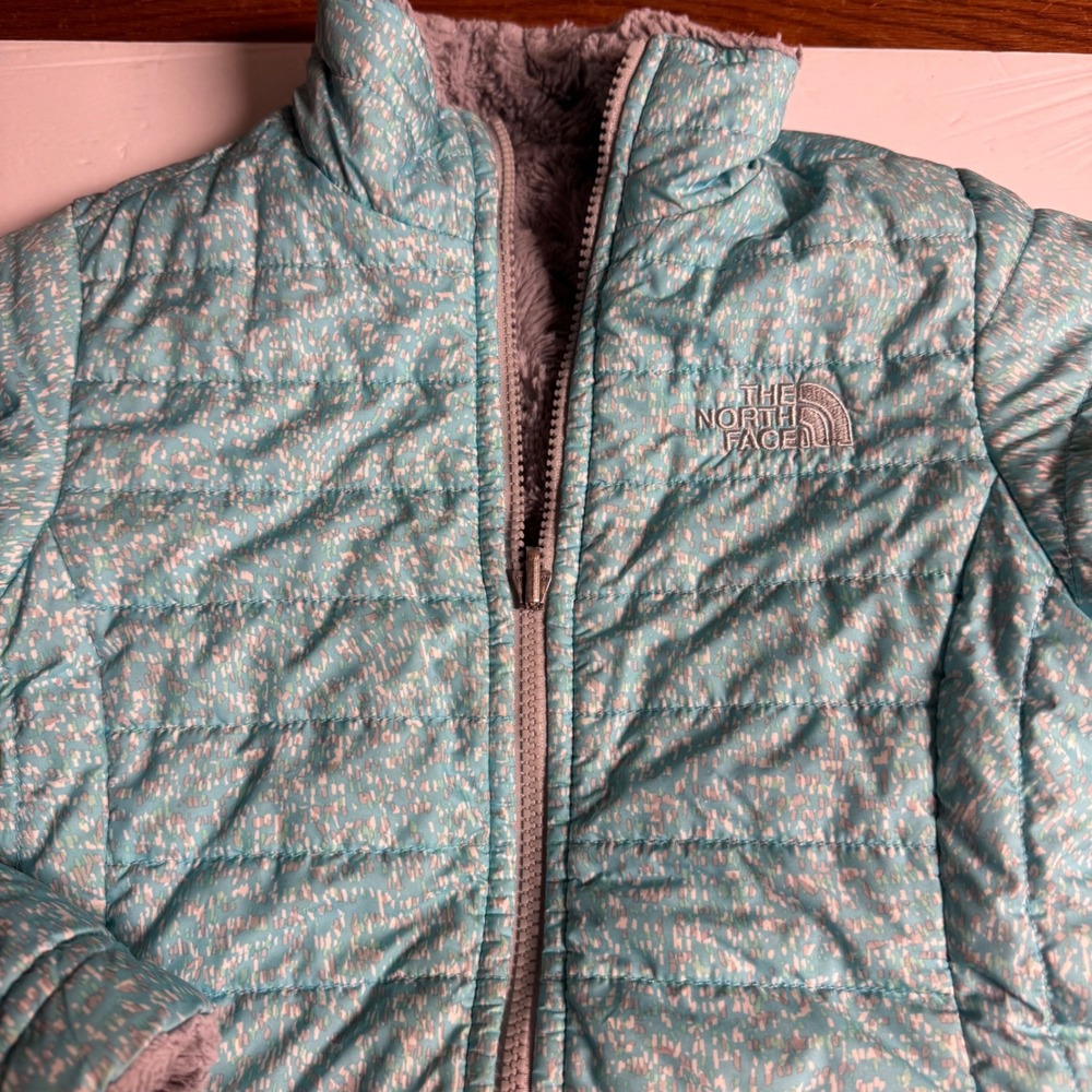 The North Face Girls Reversible Puffer Jacket Teal White Pattern‎ Size M 10 12